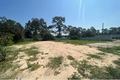 327 Ten Lake Drive, Defuniak Springs, FL 32433 - Photo 3