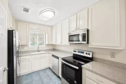 44 Berwick Circle #2, Shalimar, FL 32579 - Photo 5