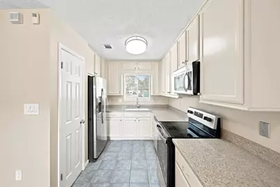44 Berwick Circle #2, Shalimar, FL 32579 - Photo 7