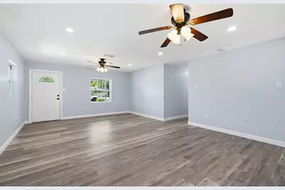 390 Davenport Avenue, Valparaiso, FL 32580 - Photo 13