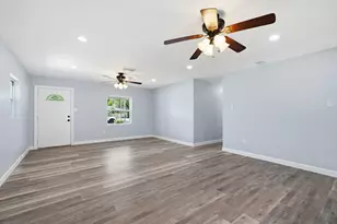 390 Davenport Ave, Valparaiso, FL 32580 - Photo 13