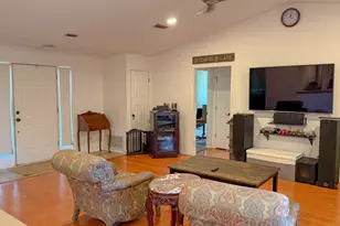66 North St, Mary Esther, FL 32569 - Photo 3