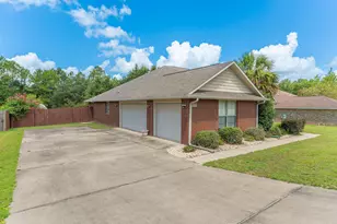 6198 Hummingbird Ln, Crestview, FL 32536 - Photo 3