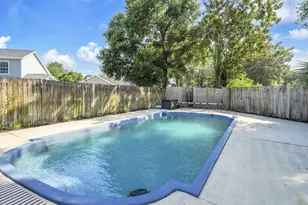 424 NW Village Ct, Fort Walton Beach, FL 32548 - Photo 51