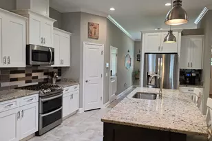 1837 Cardinal Ln, Navarre, FL 32566 - Photo 11