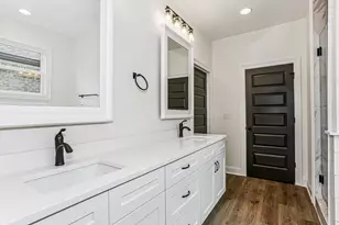 295 Howard St, Niceville, FL 32578 - Photo 11
