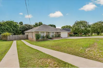 5197 Whitehurst Lane, Crestview, FL 32536 - Photo 5