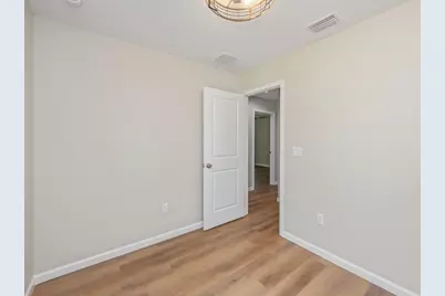 399 E Railroad Avenue, Crestview, FL 32539 - Photo 17