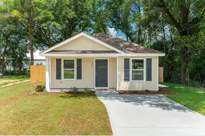 399 E Railroad Avenue, Crestview, FL 32539 - Photo 1