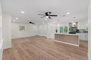 324 SW Harbor Pl, Fort Walton Beach, FL 32548 - Photo 7