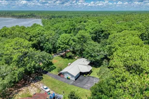8 Longwood Dr, Shalimar, FL 32579 - Photo 43