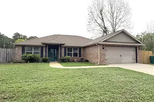 202 Starfish Rd, Mary Esther, FL 32569 - Photo 1
