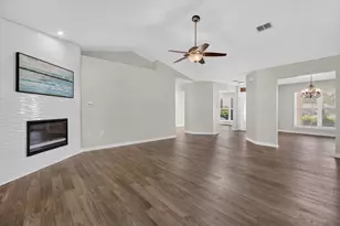 2487 Heritage Cir, Navarre, FL 32566 - Photo 19