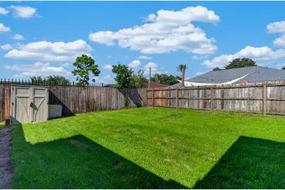 2487 Heritage Circle, Navarre, FL 32566 - Photo 17