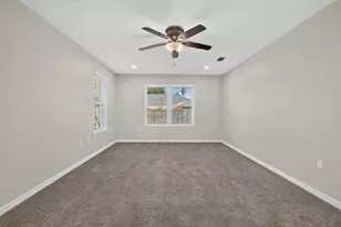 2487 Heritage Cir, Navarre, FL 32566 - Photo 45