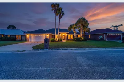 2487 Heritage Circle, Navarre, FL 32566 - Photo 1