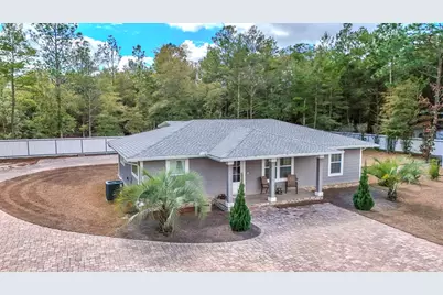 521 W Juniper Avenue, Defuniak Springs, FL 32433 - Photo 1