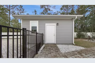521 W Juniper Avenue, Defuniak Springs, FL 32433 - Photo 25