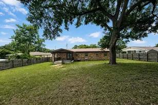 309 NW Cecelia Dr, Fort Walton Beach, FL 32548 - Photo 17