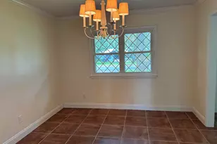 22 Country Club Rd, Shalimar, FL 32579 - Photo 3