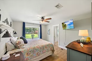 6886 Fernandina Rd, Navarre, FL 32566 - Photo 23