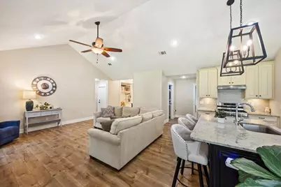 6886 Fernandina Road, Navarre, FL 32566 - Photo 21