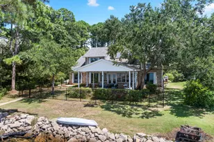 6728 E Bay Blvd, Navarre, FL 32566 - Photo 1