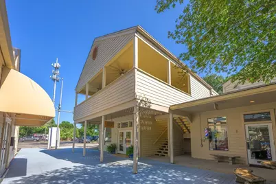913 Gulf Breeze Parkway #STE 1, Gulf Breeze, FL 32561 - Photo 3