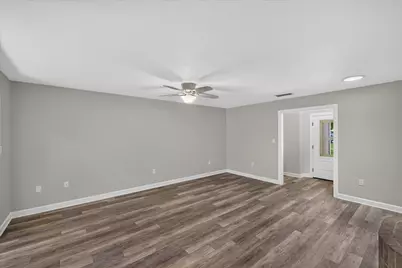 460 Barbados Way, Niceville, FL 32578 - Photo 7