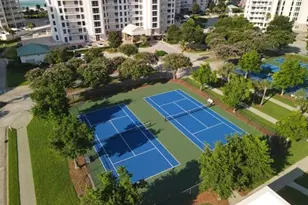 15200 Emerald Coast Pkwy, Destin, FL 32541 - Photo 29