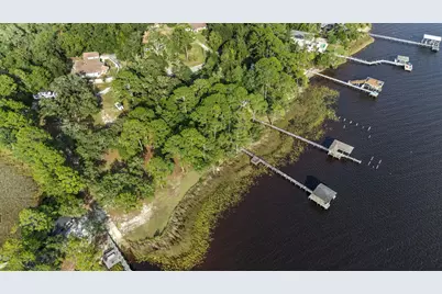 7107 Wells Avenue, Navarre, FL 32566 - Photo 39