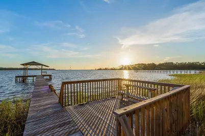 7107 Wells Avenue, Navarre, FL 32566 - Photo 1