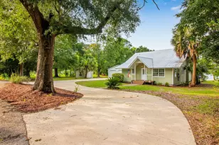 4 Engelbrecht Rd, Defuniak Springs, FL 32433 - Photo 3