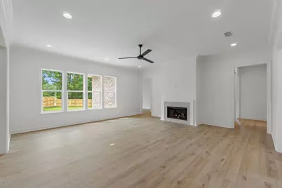 586 Tulip Tree Way, Niceville, FL 32578 - Photo 5