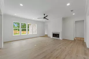 586 Tulip Tree Way, Niceville, FL 32578 - Photo 5