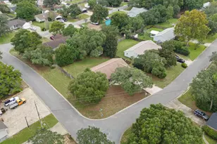2738 Beacon Ct, Navarre, FL 32566 - Photo 31