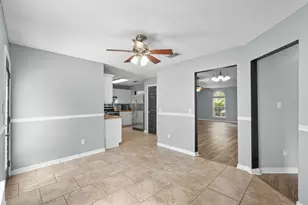 2738 Beacon Ct, Navarre, FL 32566 - Photo 13