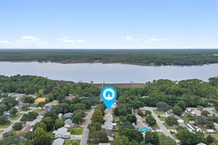 2738 Beacon Ct, Navarre, FL 32566 - Photo 33