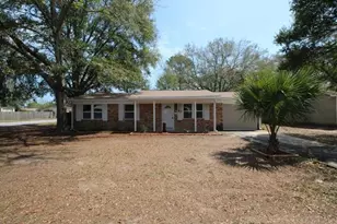 21 NW Jonquil Ave, Fort Walton Beach, FL 32548 - Photo 1