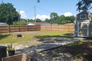 21 NW Jonquil Ave, Fort Walton Beach, FL 32548 - Photo 3