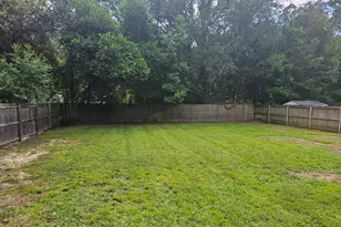 923B NW Central Ave, Fort Walton Beach, FL 32547 - Photo 3