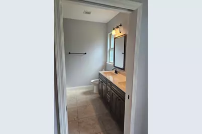 923B NW Central Avenue, Fort Walton Beach, FL 32547 - Photo 17