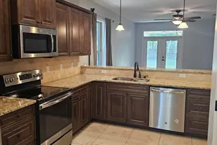 923B NW Central Ave, Fort Walton Beach, FL 32547 - Photo 9