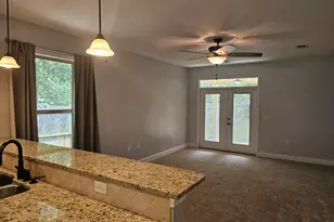 923B NW Central Ave, Fort Walton Beach, FL 32547 - Photo 11