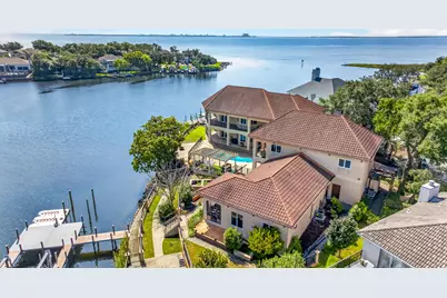 781 Boulevard Of The Champions, Shalimar, FL 32579 - Photo 7