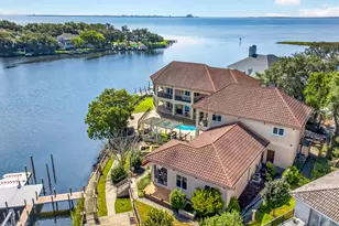 781 Boulevard of the Champions, Shalimar, FL 32579 - Photo 7