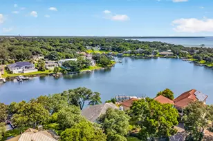 781 Boulevard of the Champions, Shalimar, FL 32579 - Photo 19