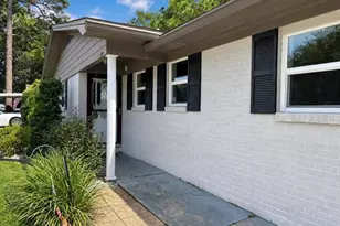 124 NW Sotir St, Fort Walton Beach, FL 32548 - Photo 5