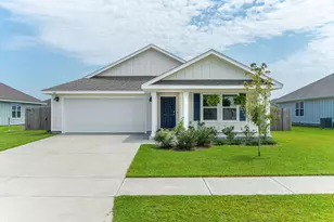 615 Champ Trl, Crestview, FL 32539 - Photo 1