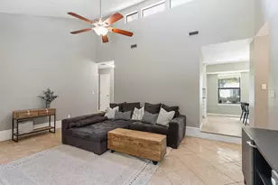 921 Nutmeg Ave, Niceville, FL 32578 - Photo 9